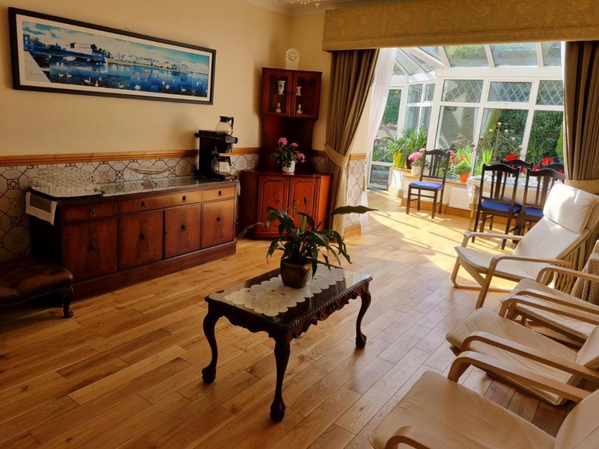 גלוואיי Asgard Guest House מראה חיצוני תמונה